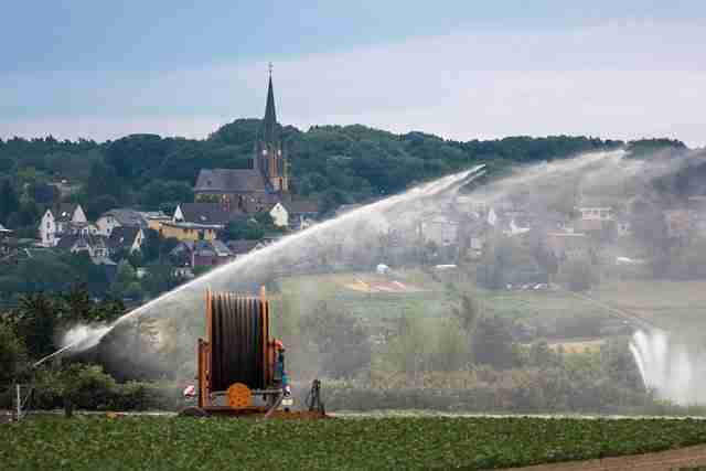 a rain gun irrigation system